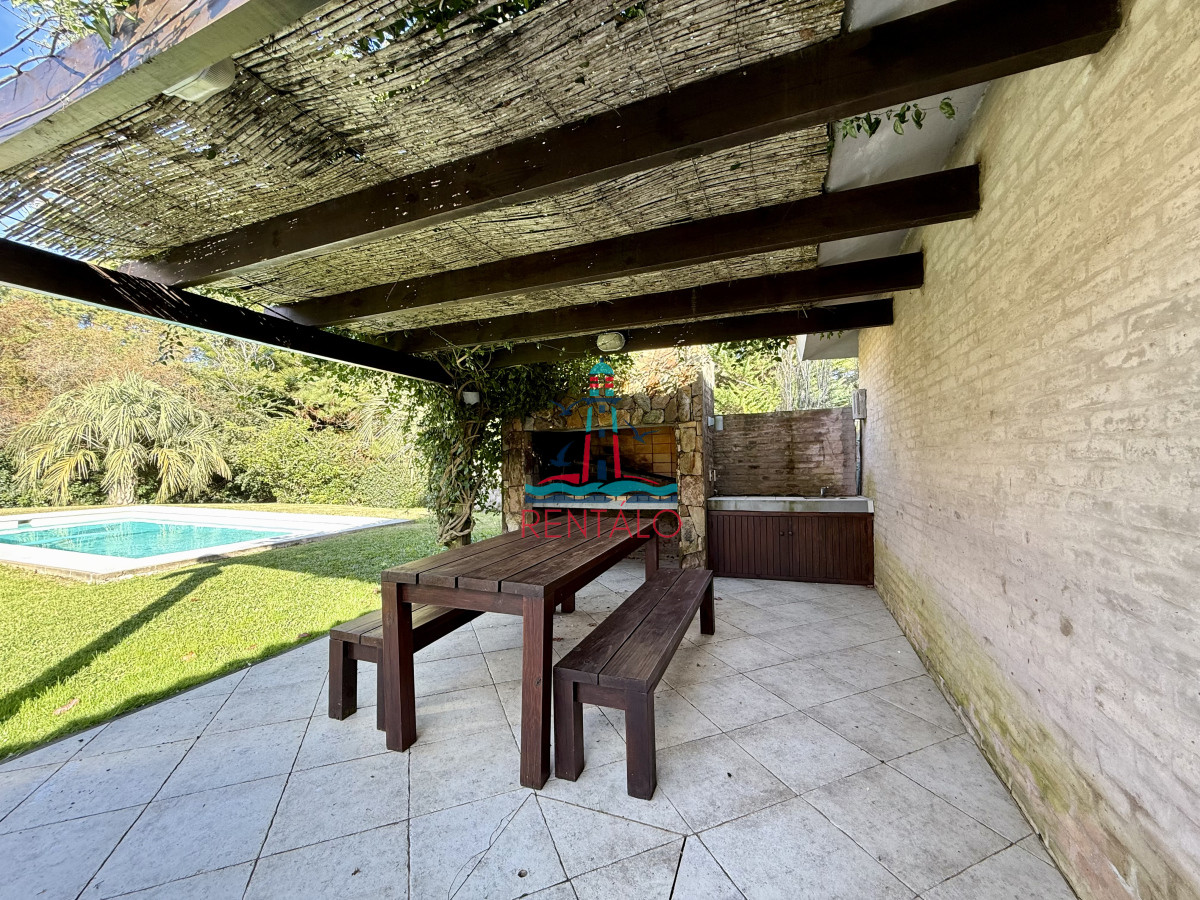 Casa ID.431 - Casa en Rincon del Indio 4 dormitorios casa en punta del este en venta 4 dormitorios