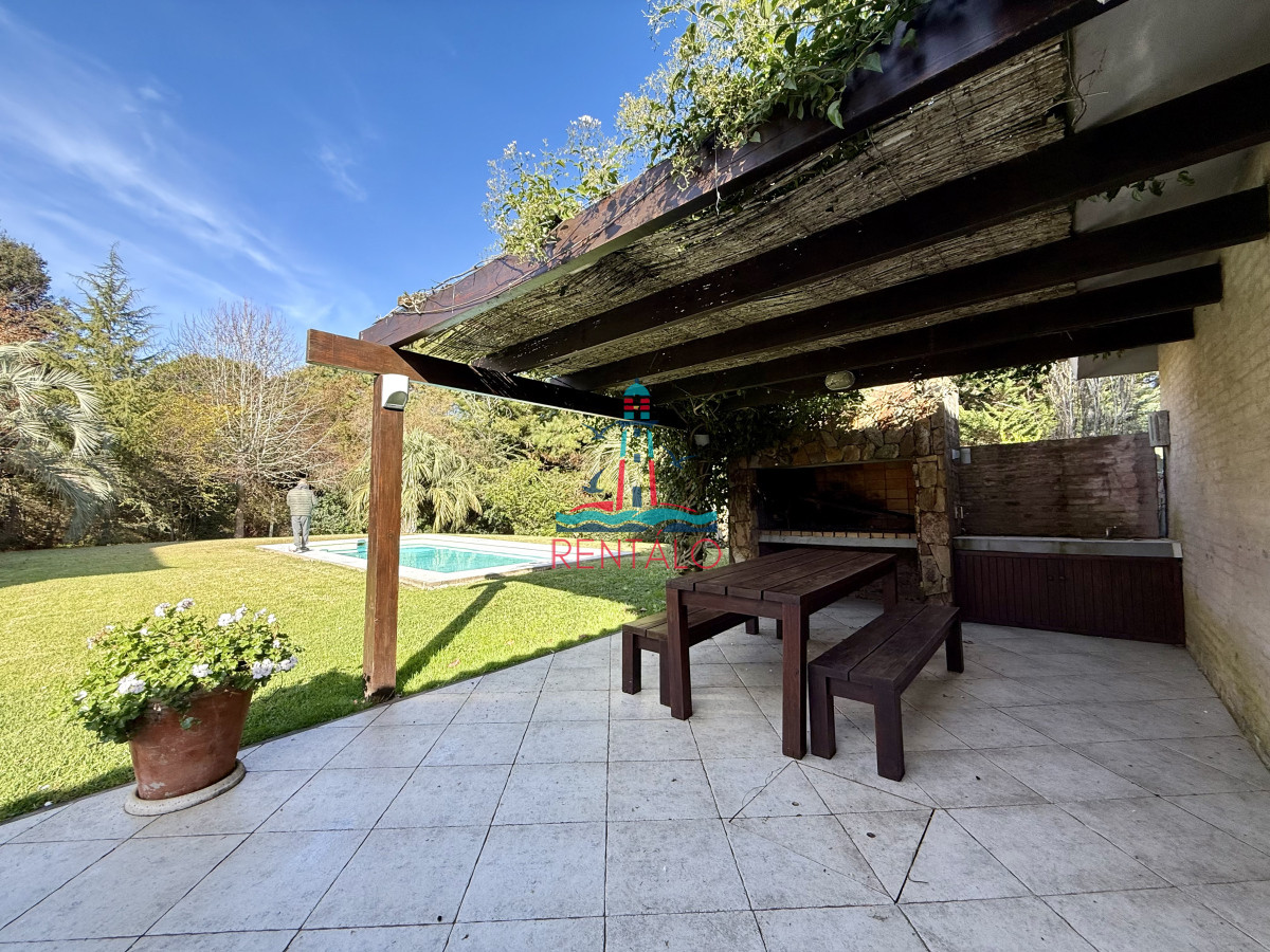 Casa ID.431 - Casa en Rincon del Indio 4 dormitorios casa en punta del este en venta 4 dormitorios