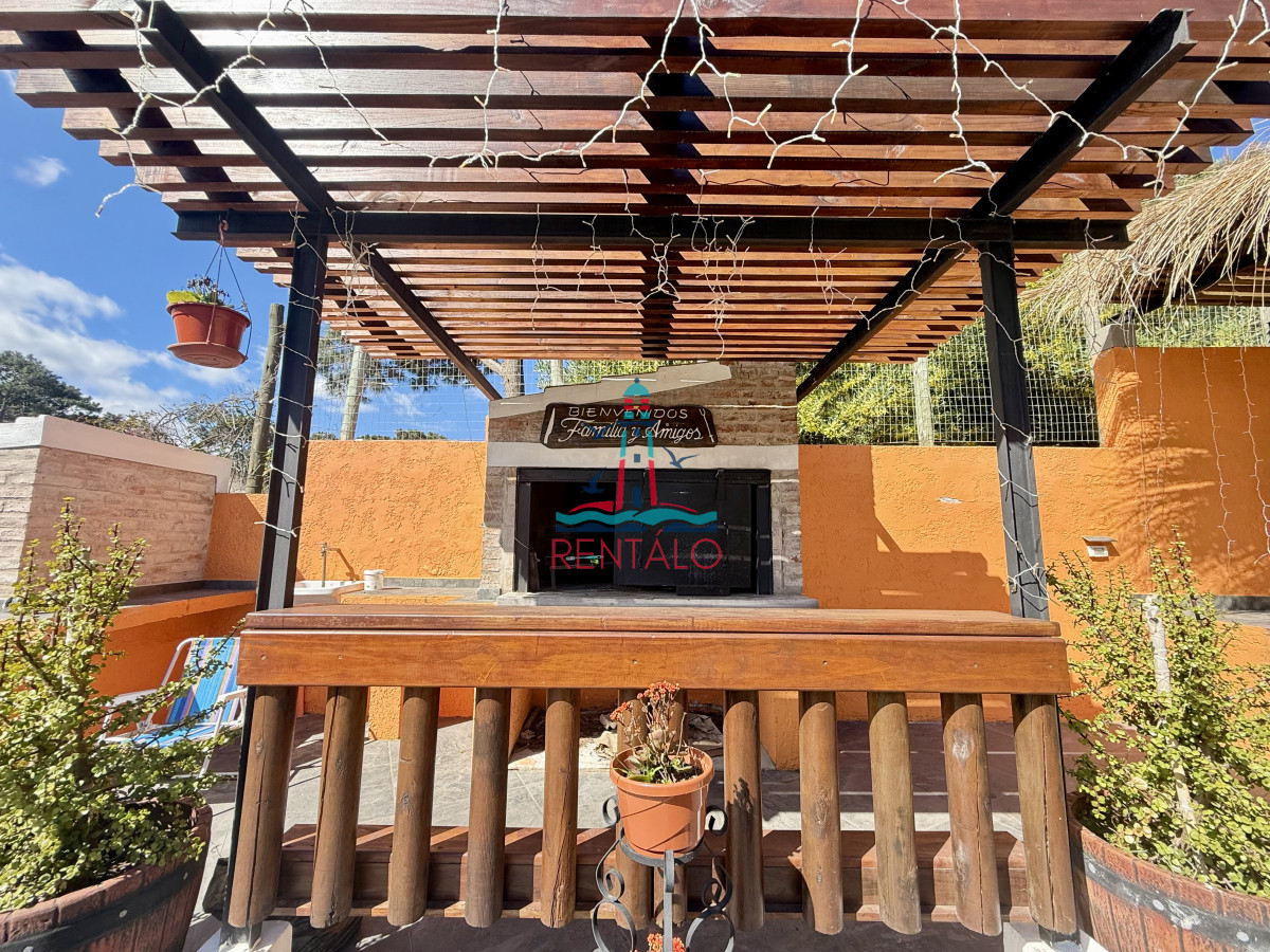 Casa ID.601 - Casa en alquiler punta del este San Rafael 3 dormitorios 