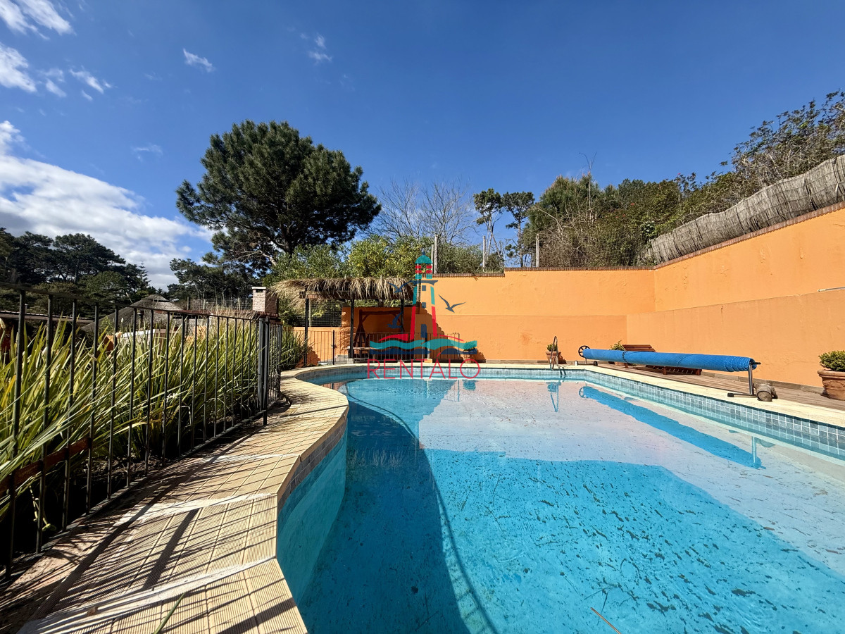 Casa ID.601 - Casa en alquiler punta del este San Rafael 3 dormitorios 