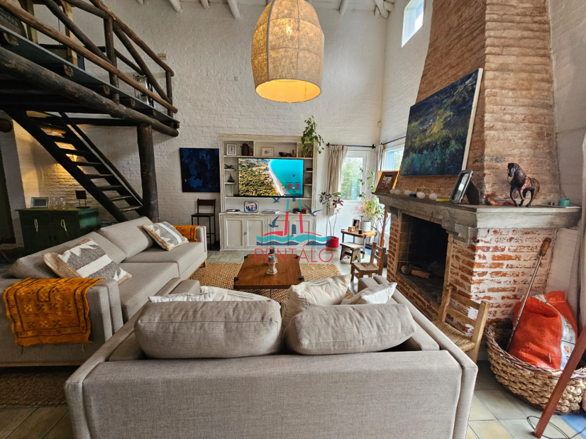 Casa ID.230 - casa en venta en Punta del este 3 dormitorios