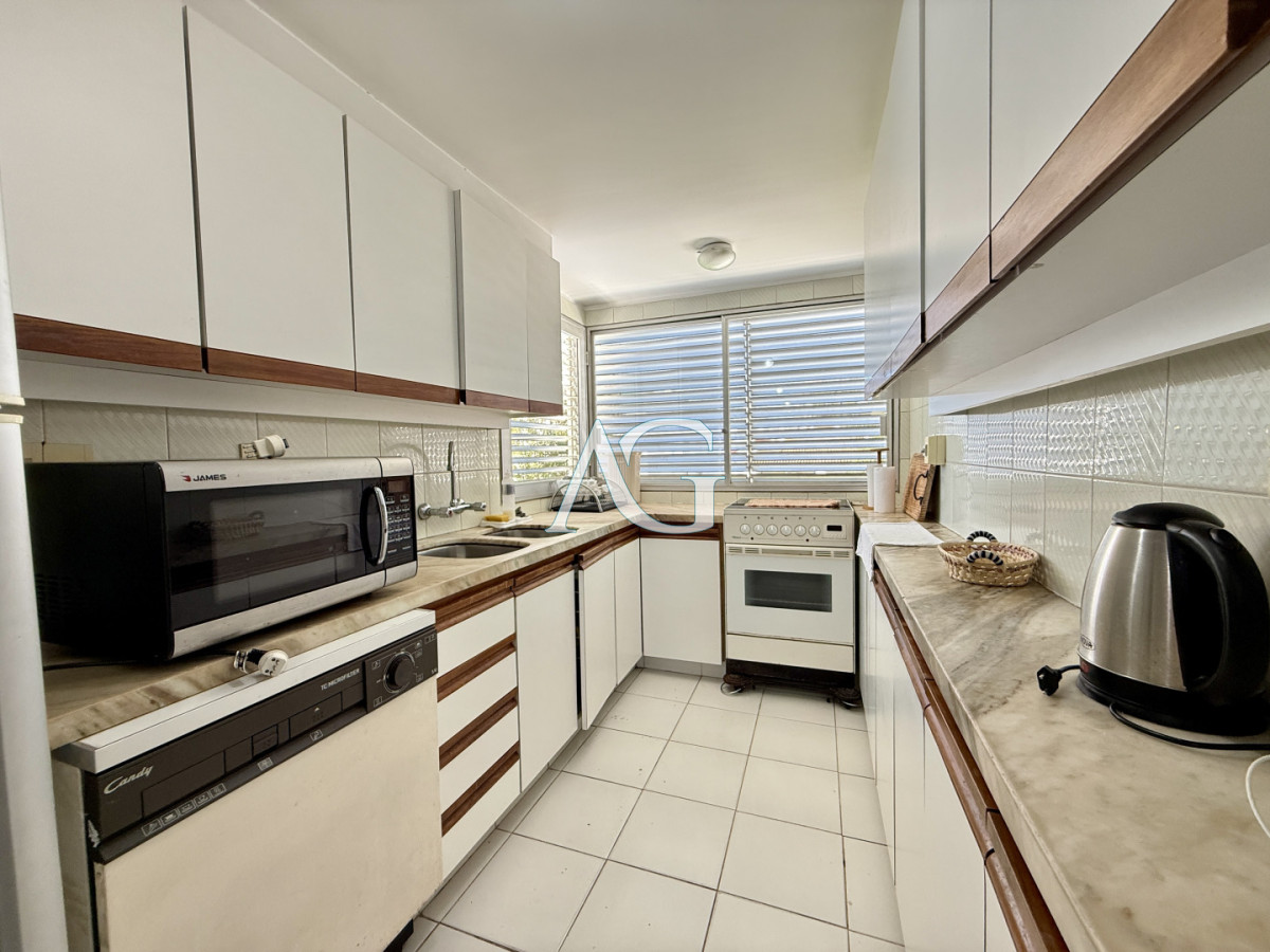 Apartamento ID.514 - Penthouse de categoría en Espigón  Rambla General Artigas