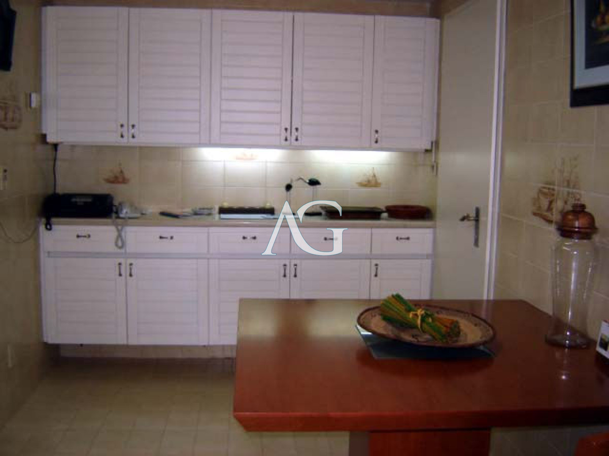 Apartamento ID.196 - Playa mansa amplia terraza 