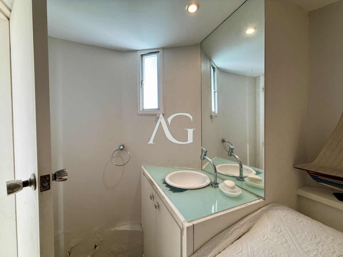 Apartamento ID.514 - Penthouse de categoría en Espigón  Rambla General Artigas