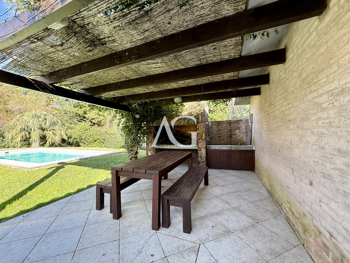 Casa ID.95 - Chalet en Rincón del Indio – A 500 metros del mar