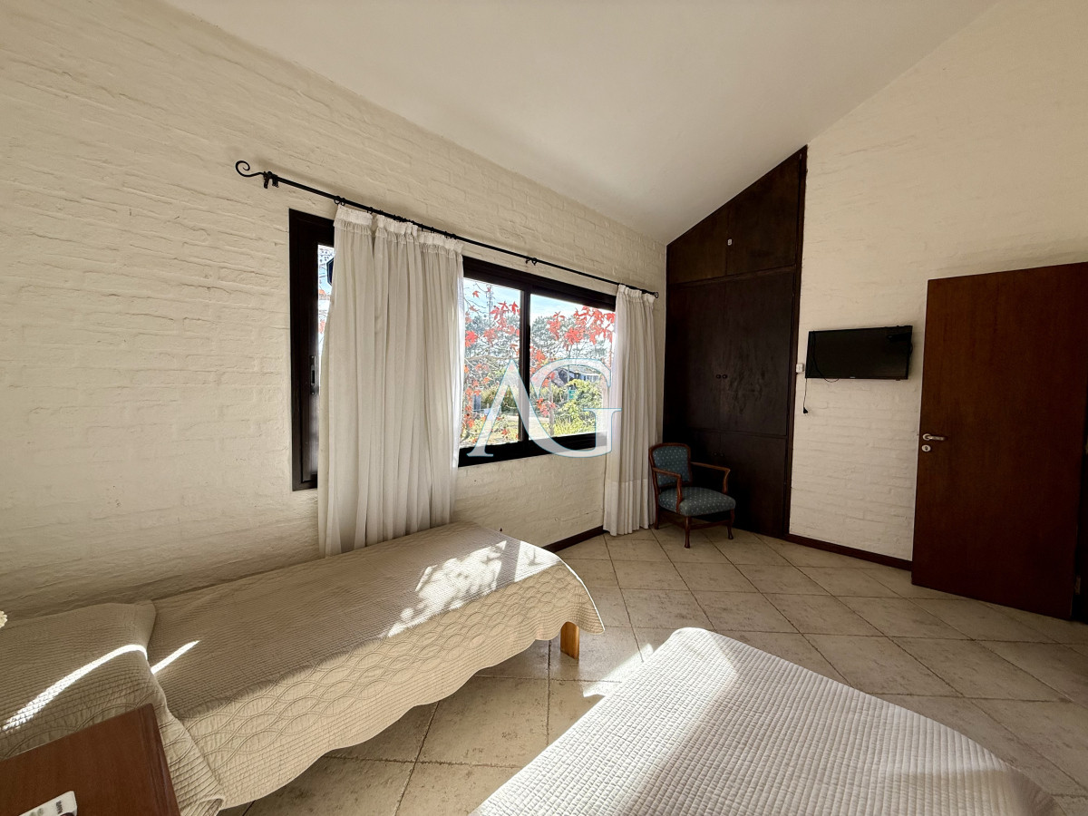 Casa ID.95 - Chalet en Rincón del Indio – A 500 metros del mar