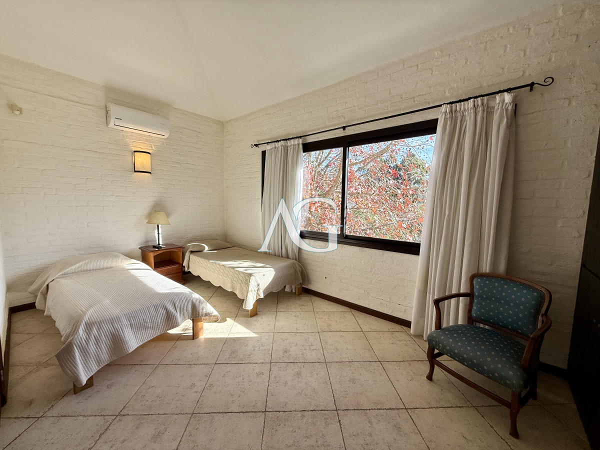 Casa ID.95 - Chalet en Rincón del Indio – A 500 metros del mar