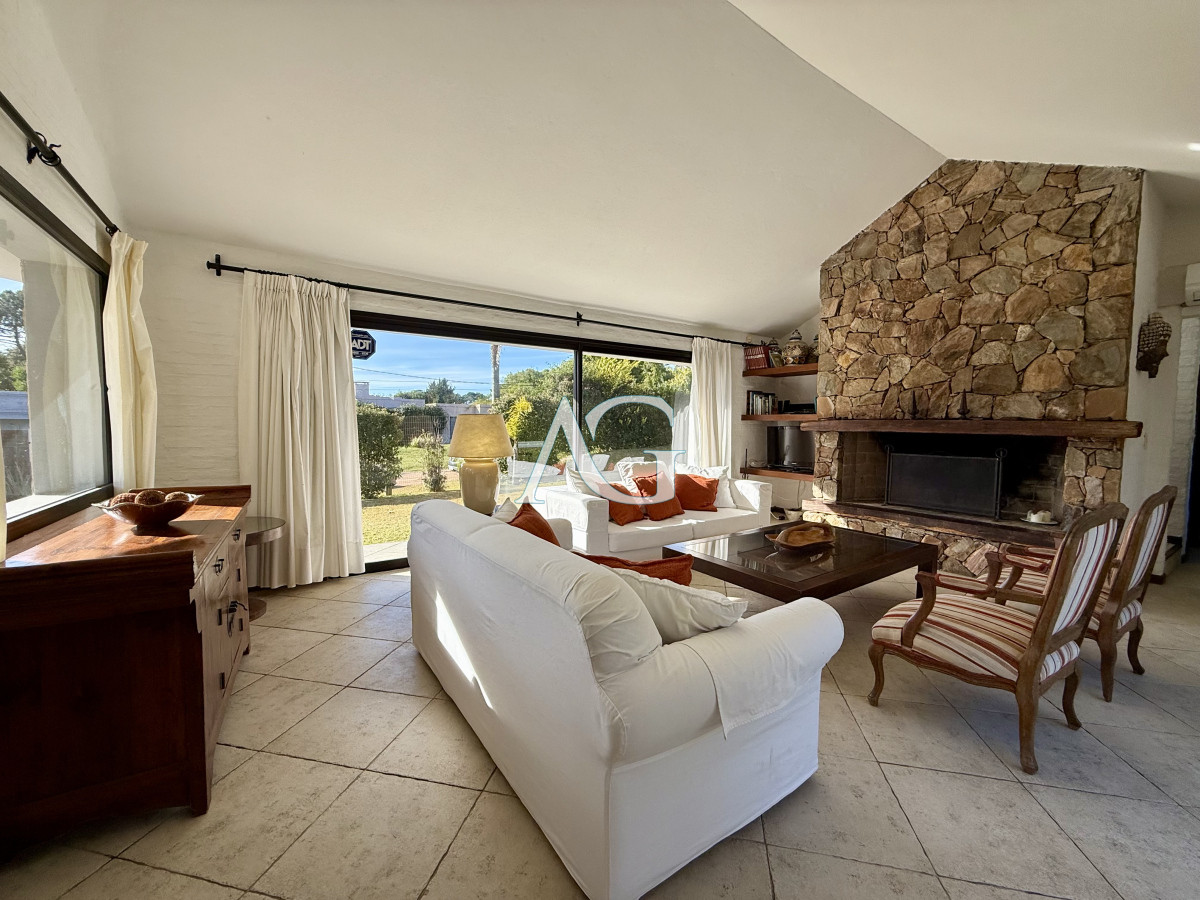 Casa ID.95 - Chalet en Rincón del Indio – A 500 metros del mar