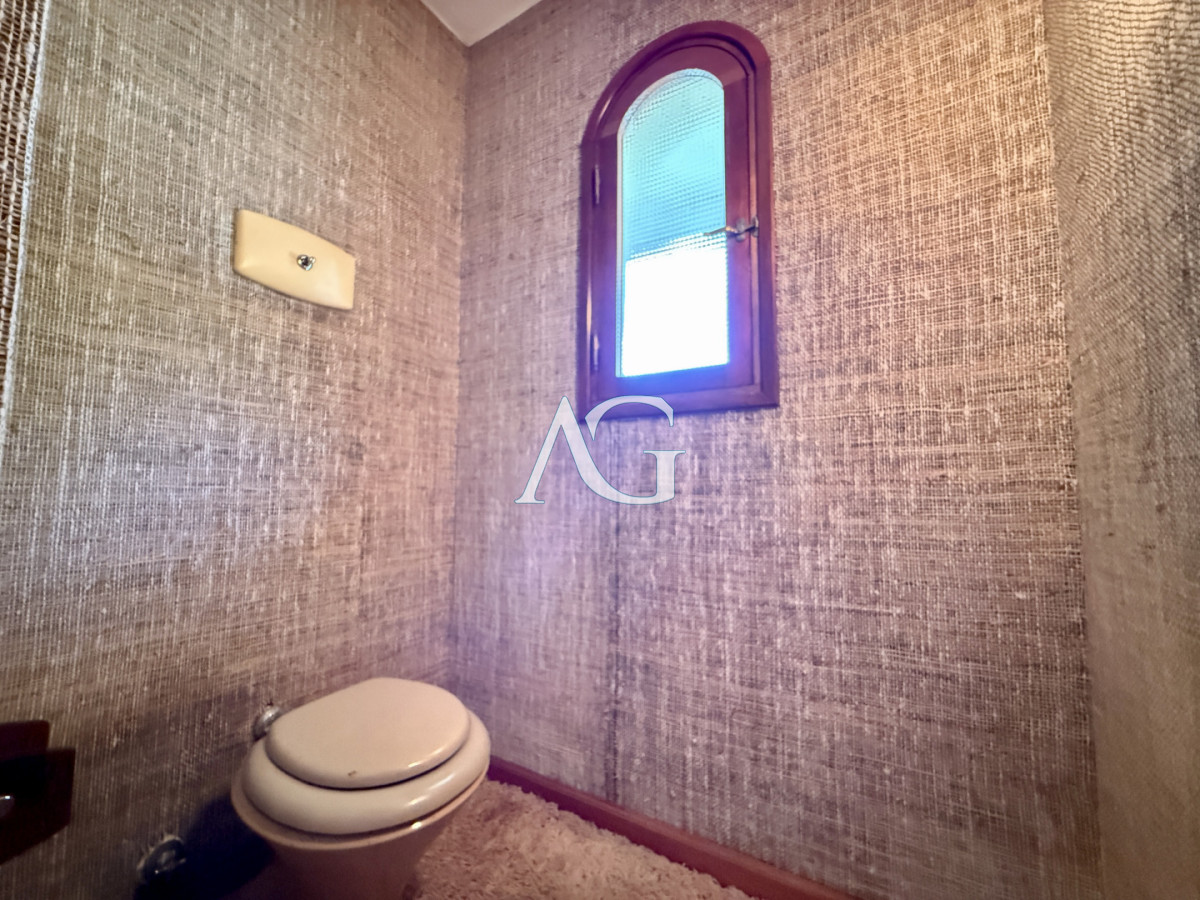 Casa ID.368 - Imponente chalet en venta sobre Av. del Mar  Exclusividad, confort y naturaleza