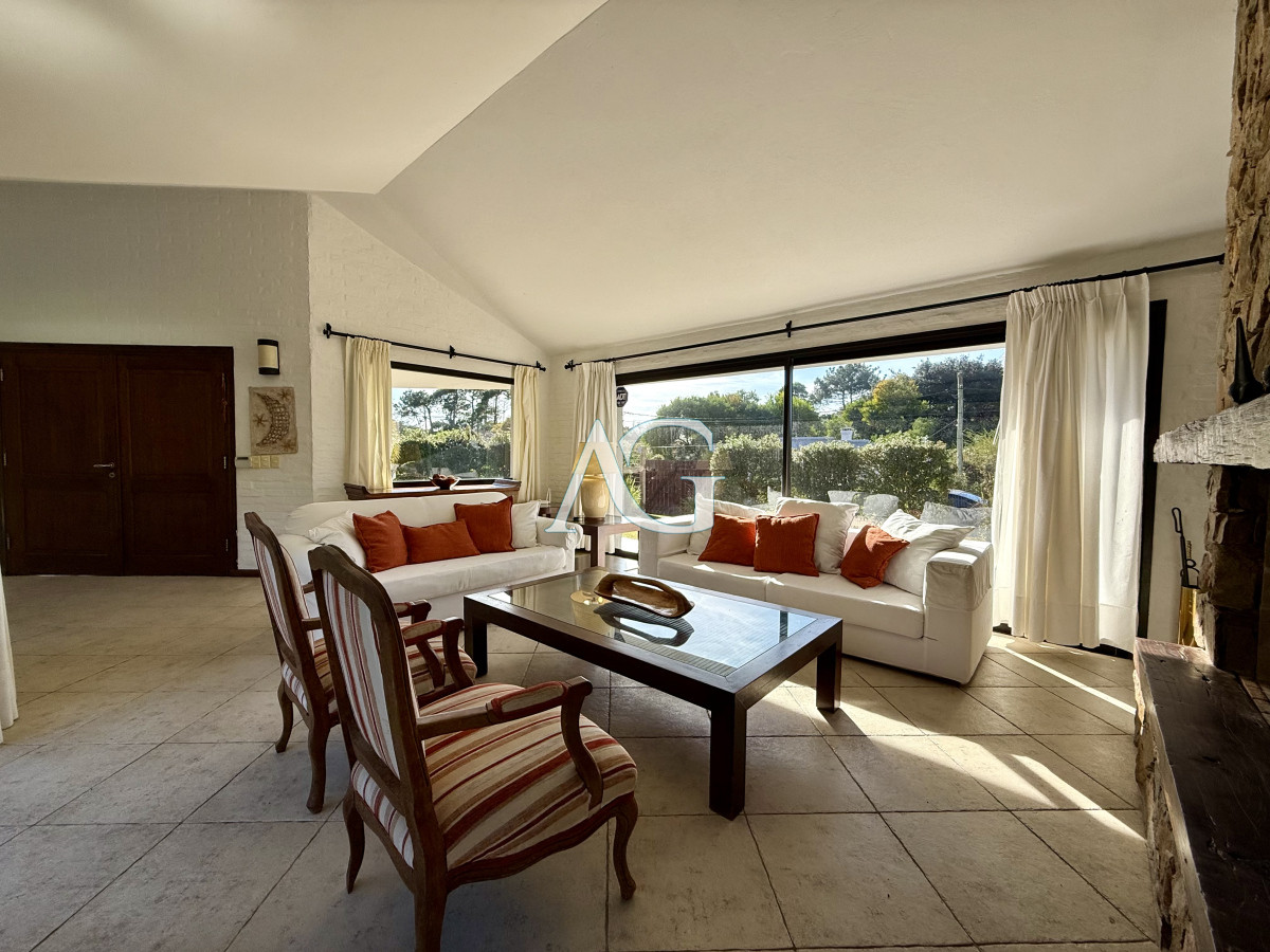 Casa ID.95 - Chalet en Rincón del Indio – A 500 metros del mar