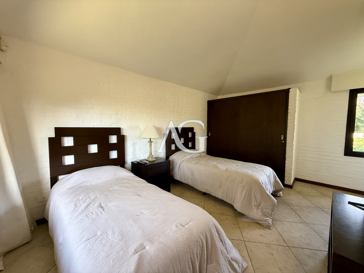 Casa ID.95 - Chalet en Rincón del Indio – A 500 metros del mar