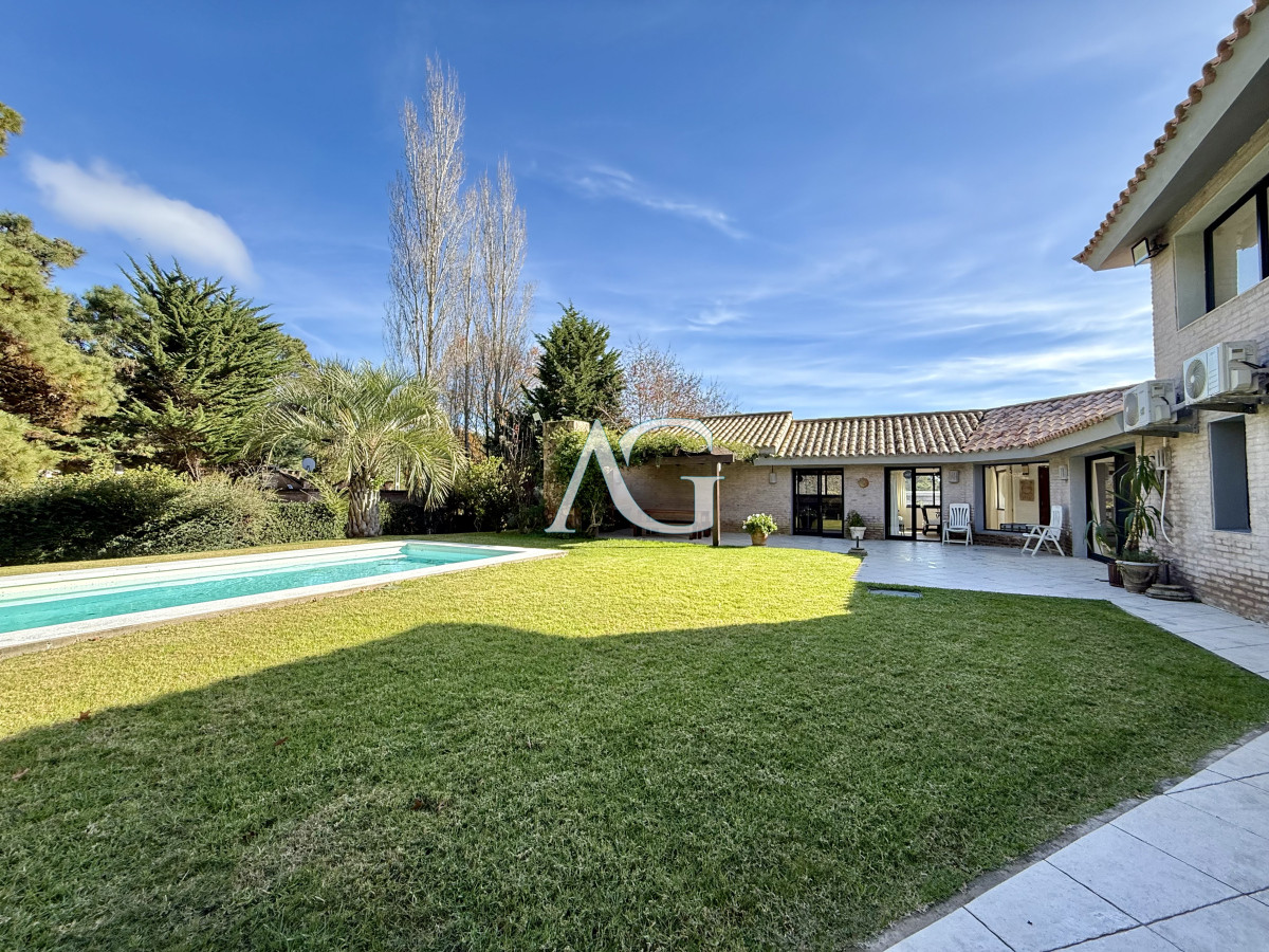 Casa ID.95 - Chalet en Rincón del Indio – A 500 metros del mar