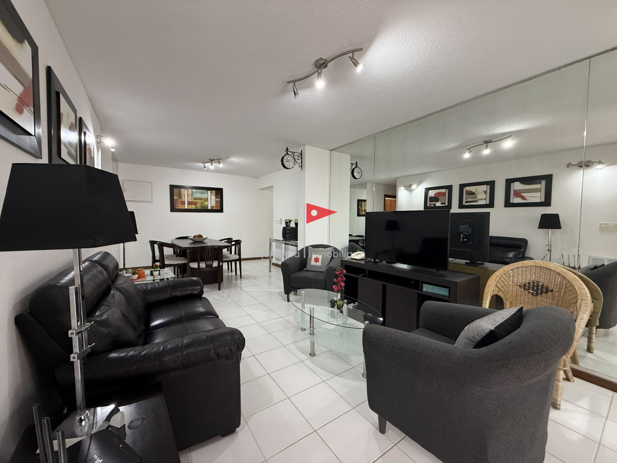 Apartamento ID.48 - Venta apartamento punta del este 2 dormitorios a pasos de playa brava