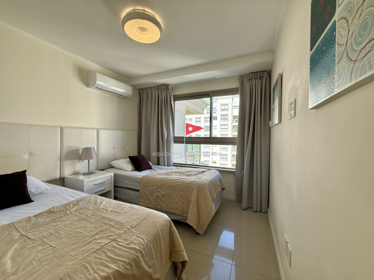 Apartamento ID.175 - Venta apto punta del este brava  vista al mar 