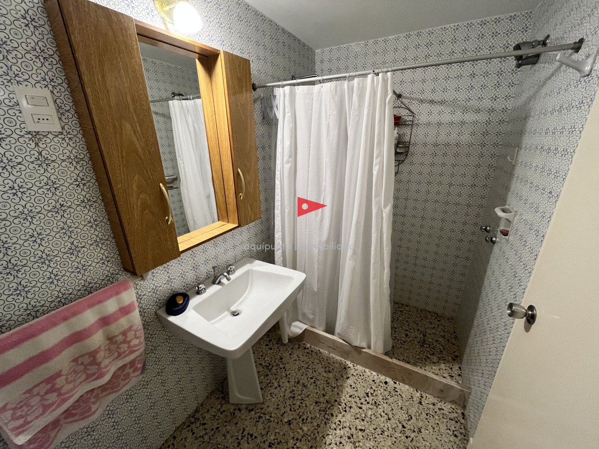 Apartamento ID.140 - Apartamento en Peninsula, 1 dormitorio  y medio 