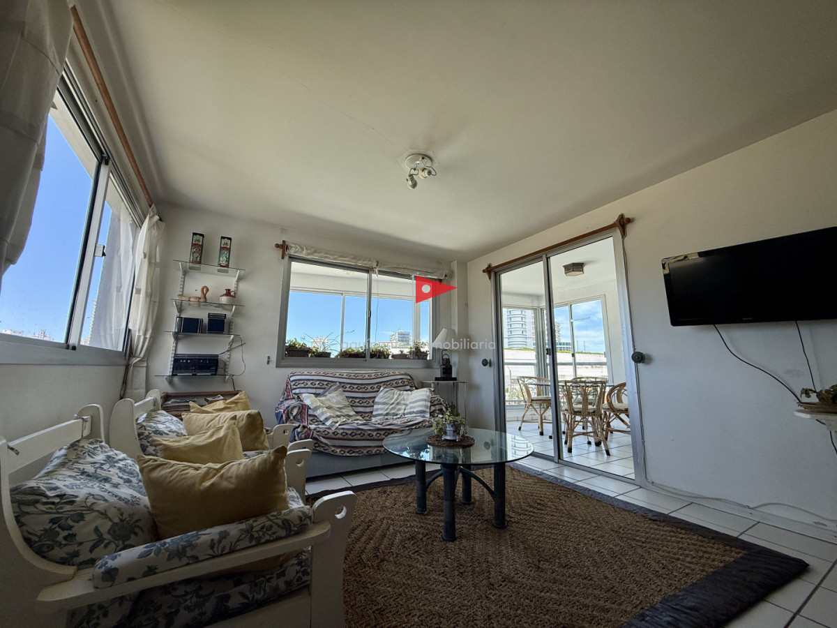 Apartamento ID.62 - Venta Apartamento 3 dormitorios  a  pasos de playa mansa punta del este 