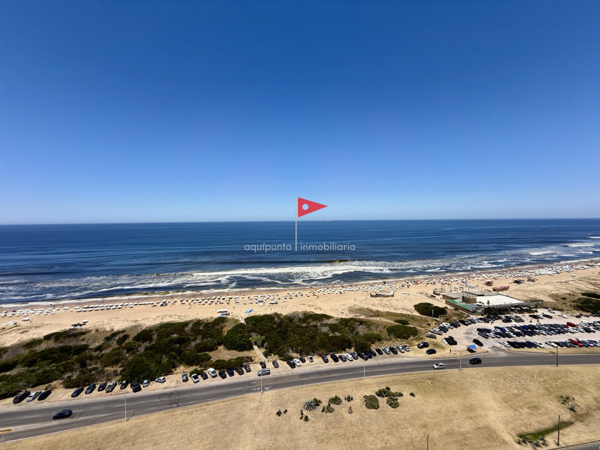 Apartamento ID.63 - Venta apartamento Punta del Este torre lobos 3 dormitorios 