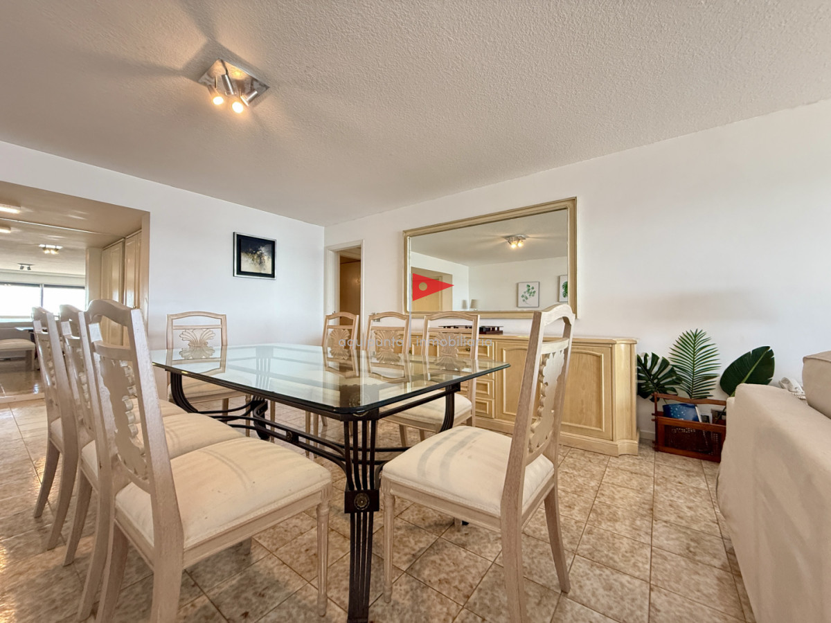 Apartamento ID.220 - Alquiler temporal  Torre El Torreón  Punta del Este