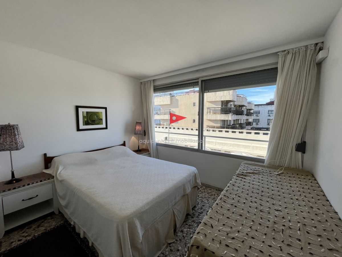 Apartamento ID.140 - Apartamento en Peninsula, 1 dormitorio  y medio 