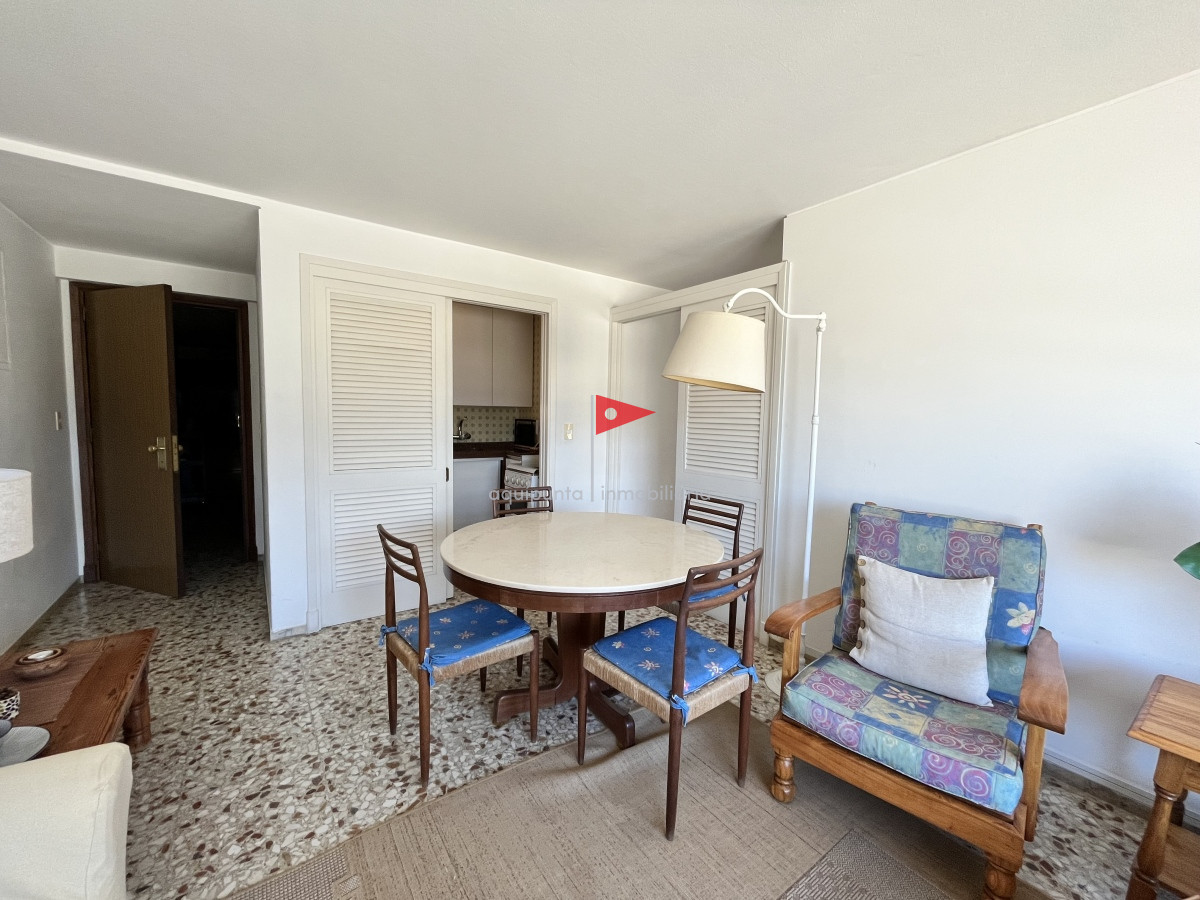 Apartamento ID.140 - Apartamento en Peninsula, 1 dormitorio  y medio 