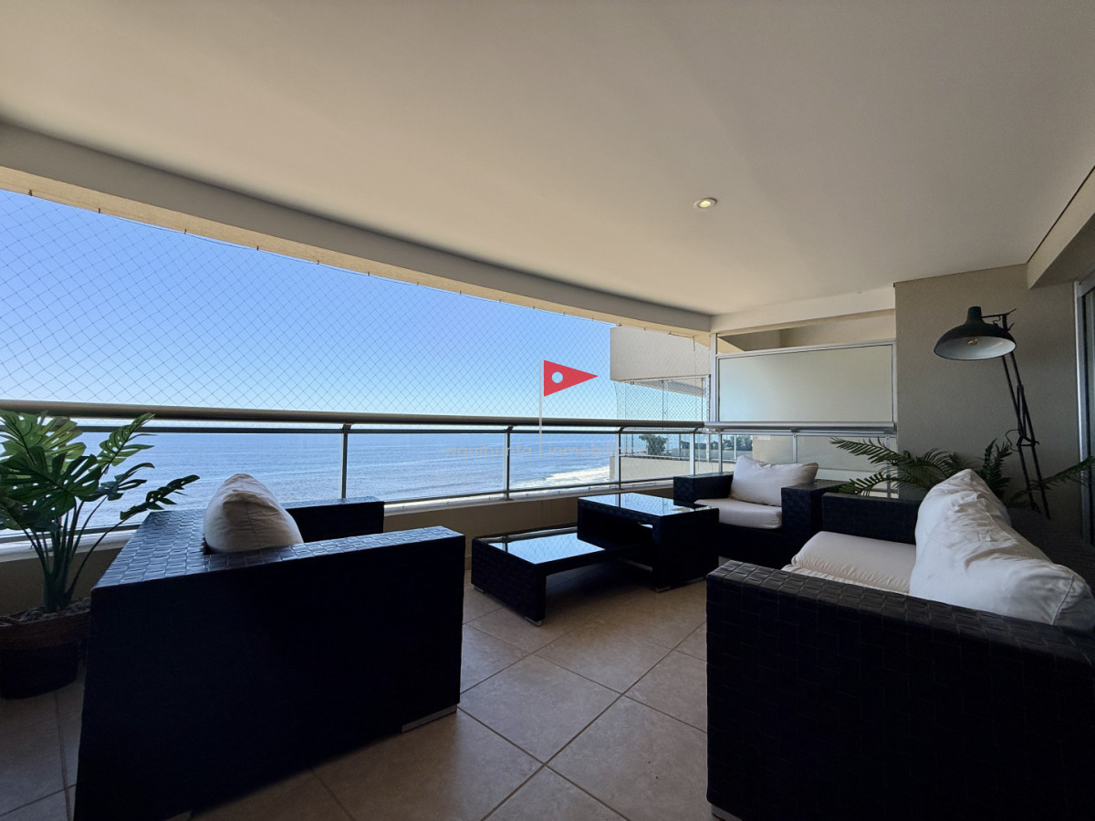 Apartamento ID.63 - Venta apartamento Punta del Este torre lobos 3 dormitorios 