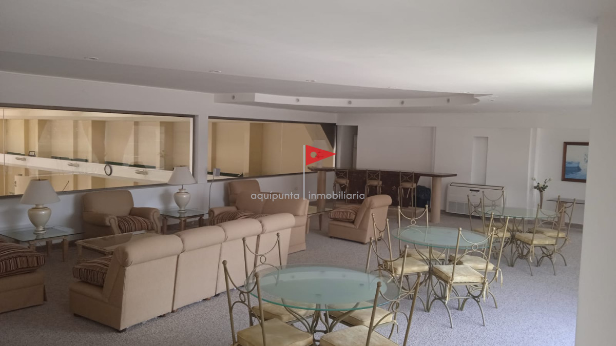 Apartamento ID.125 - 1 DORMITORIO EN PENINSULA CON SERVICIOS