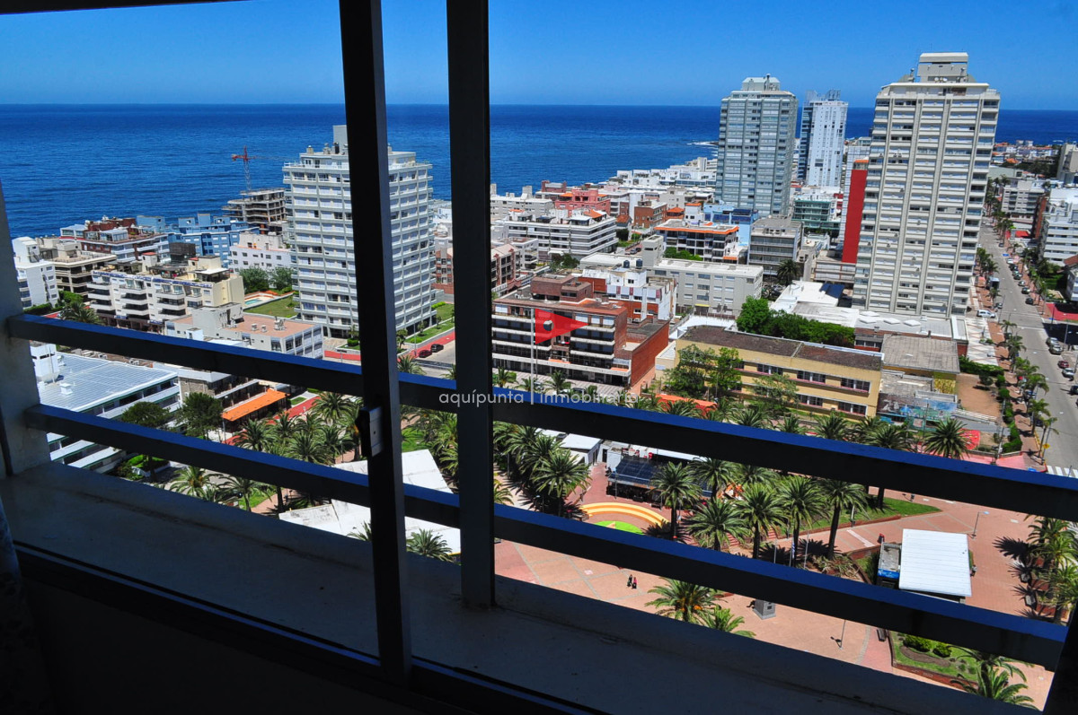 Apartamento ID.61 - Venta apartamento 1 dormitorio y medio Punta del Este PENINSULA EXCELENTE VISTA