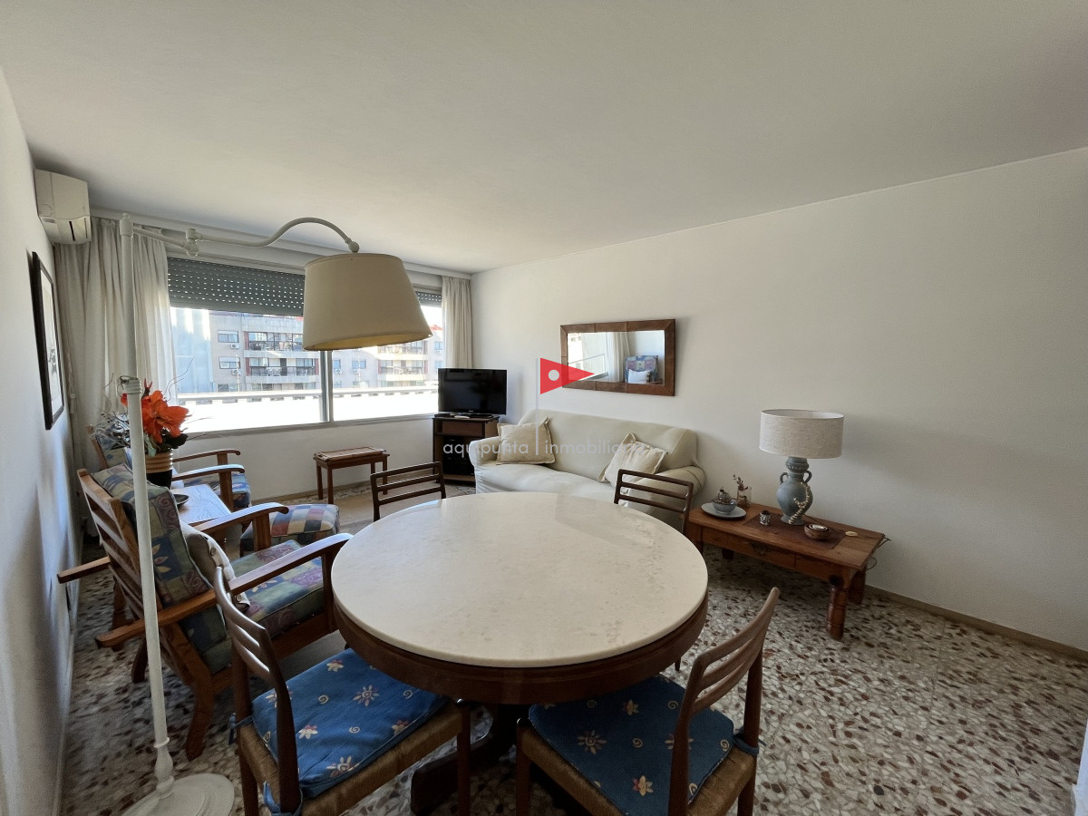 Apartamento ID.140 - Apartamento en Peninsula, 1 dormitorio  y medio 