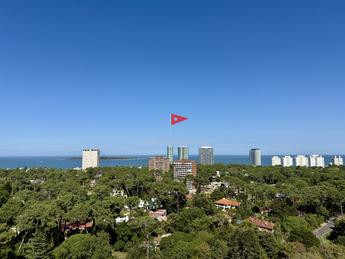 Apartamento ID.189 - Venta de Apartamento  Parquemar Bosque  Parada 15 de Av. Roosevelt, Punta del Este
