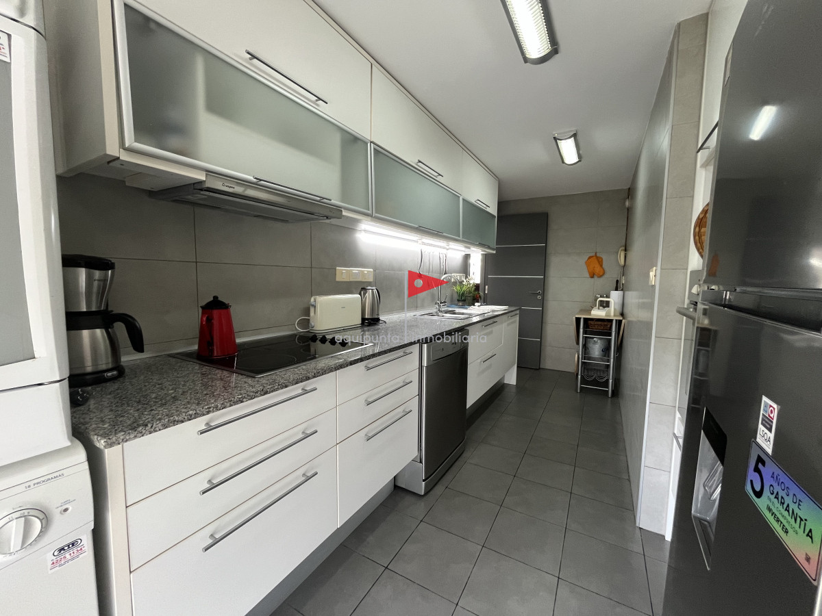 Apartamento ID.241 - Venta apartamento sobre laguna