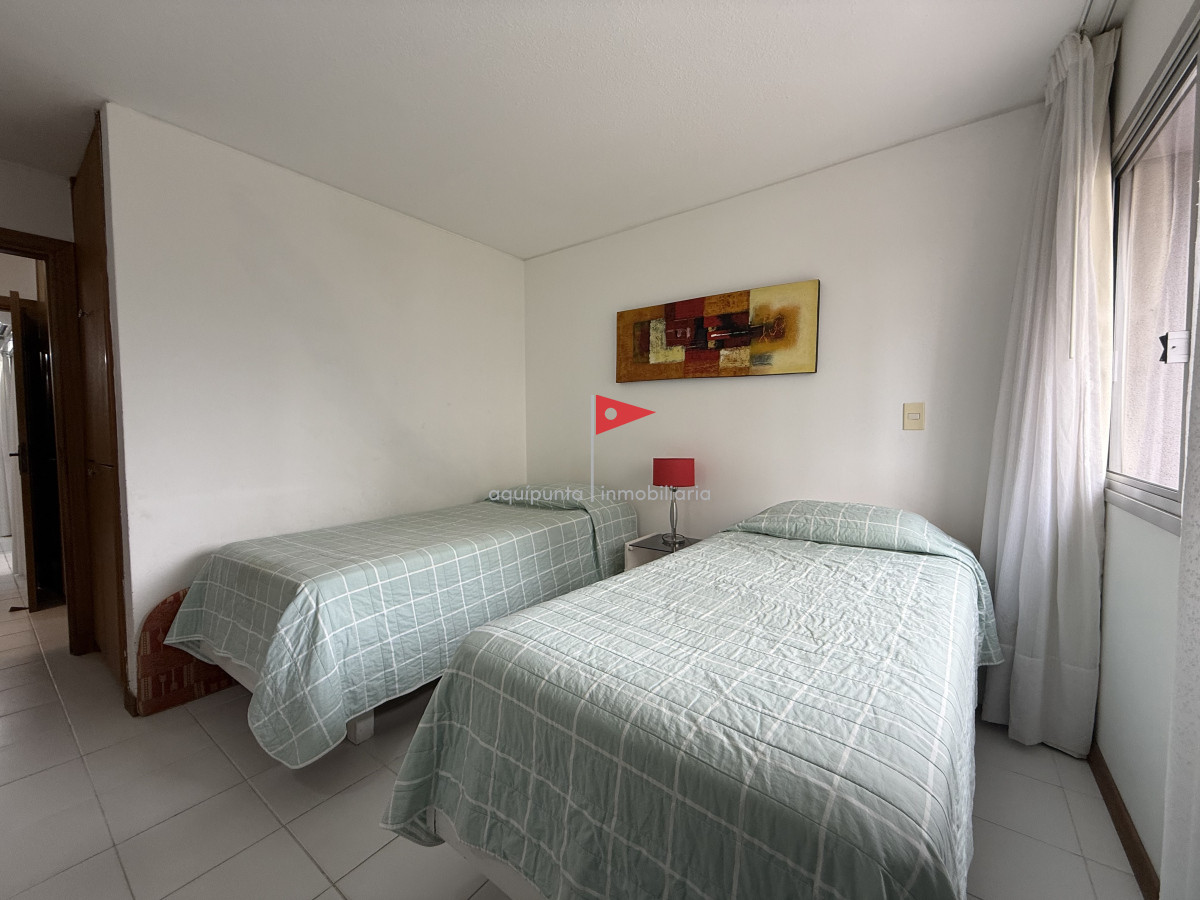 Apartamento ID.48 - Venta apartamento punta del este 2 dormitorios a pasos de playa brava