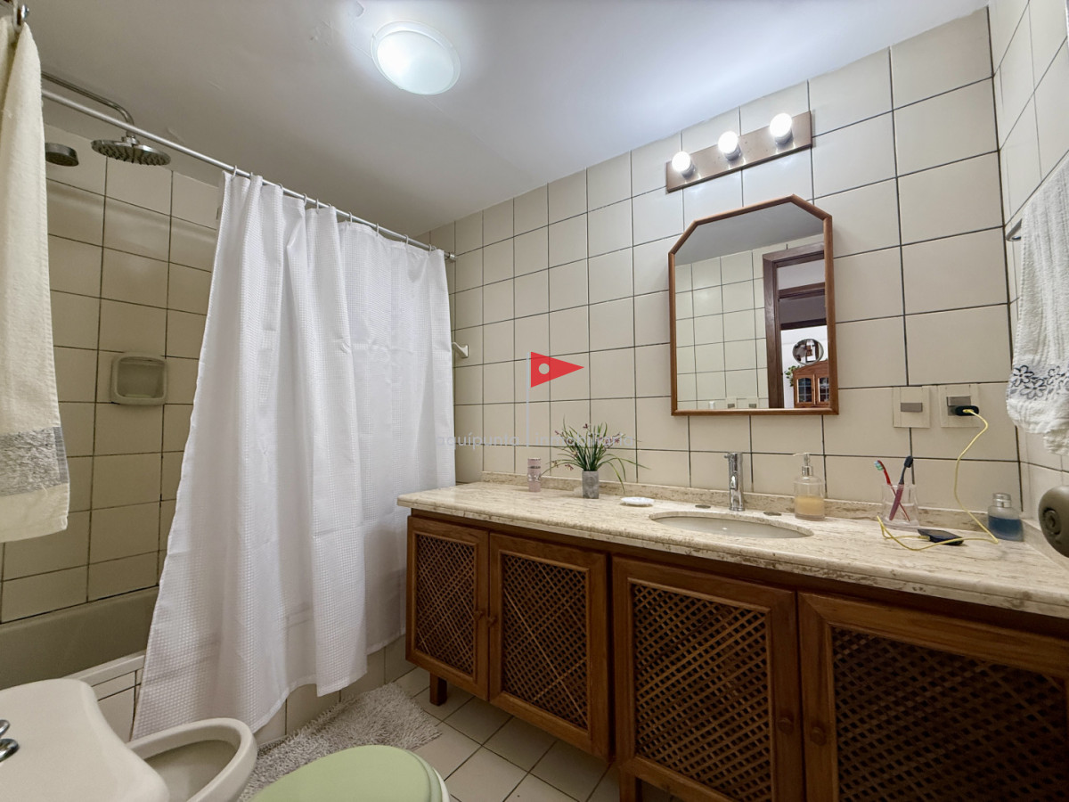 Apartamento ID.228 - Apartamento en venta en Edificio Cap Bretón  Av. Roosevelt y Av. Biarritz