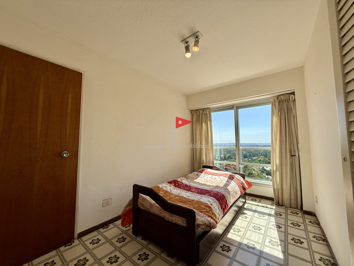 Apartamento ID.189 - Venta de Apartamento  Parquemar Bosque  Parada 15 de Av. Roosevelt, Punta del Este