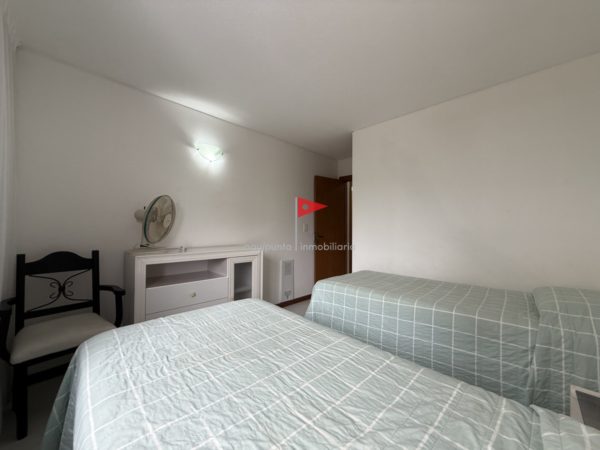 Apartamento ID.48 - Venta apartamento punta del este 2 dormitorios a pasos de playa brava