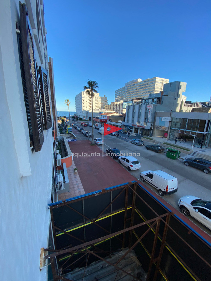 Apartamento ID.79 - Venta apartamento en península 2 dormitorios 2 baños uno en suite
