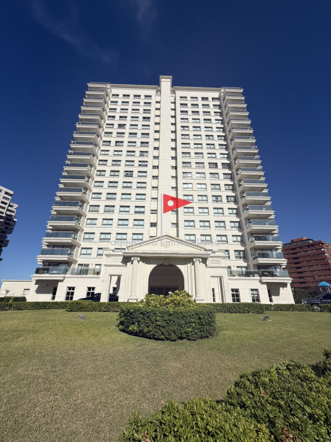 Apartamento ID.175 - Venta apto punta del este brava  vista al mar 
