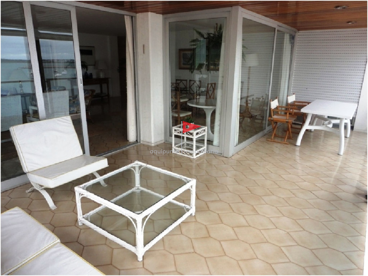 Apartamento ID.32 - Apartamento en Venta – Edificio Brioni, Punta del Este