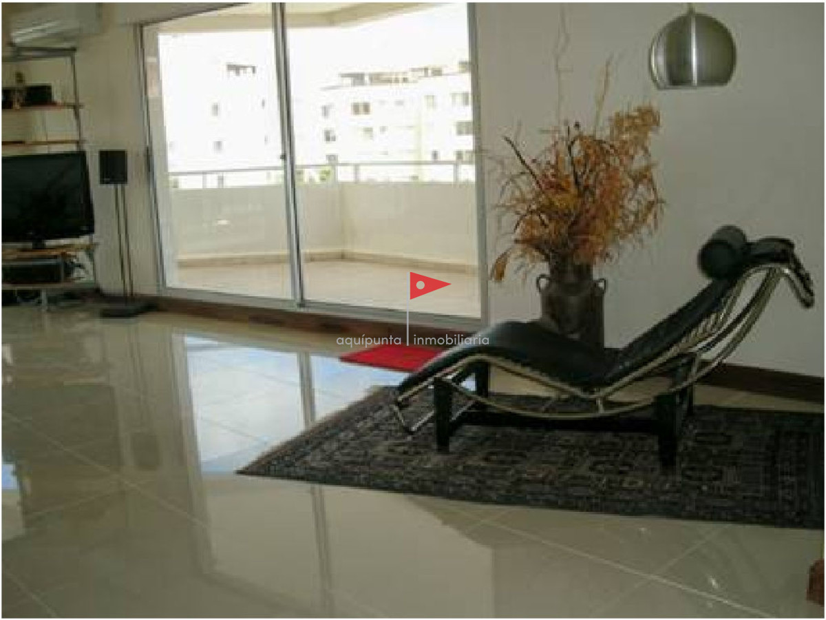 Apartamento ID.274 - Vendo apartamento vista al mar en p del este