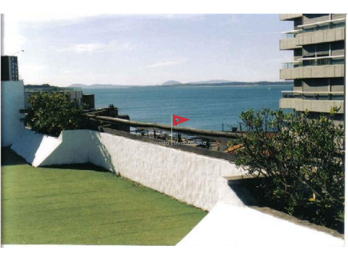 Apartamento ID.80 - Venta Apartamento en Peninsula 3 dorm 2 baños 