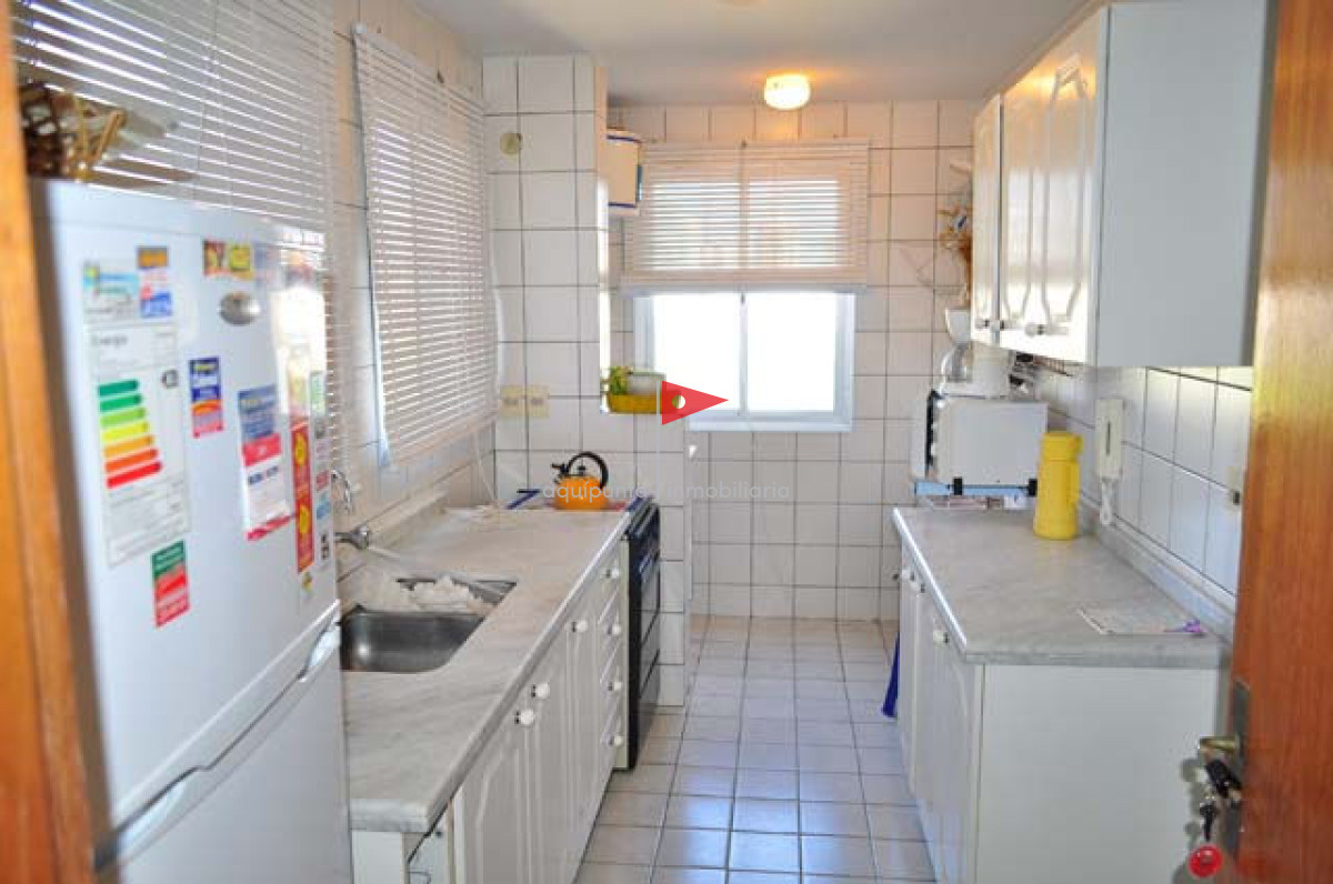 Apartamento ID.62 - Venta Apartamento 3 dormitorios  a  pasos de playa mansa punta del este 