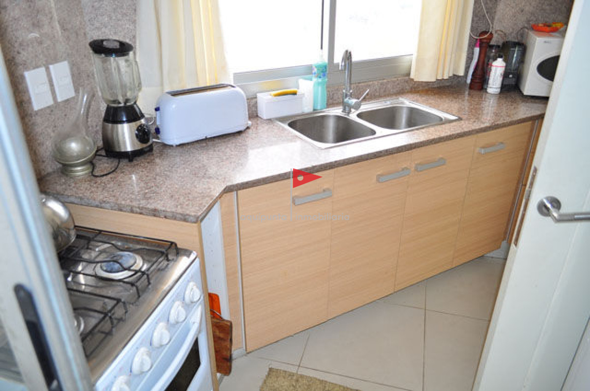 Apartamento ID.38 - Venta apartamento  Punta del Este 2 dormitorios  con Vista al Mar 