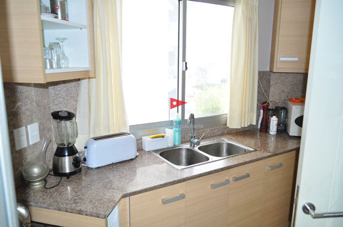 Apartamento ID.38 - Venta apartamento  Punta del Este 2 dormitorios  con Vista al Mar 