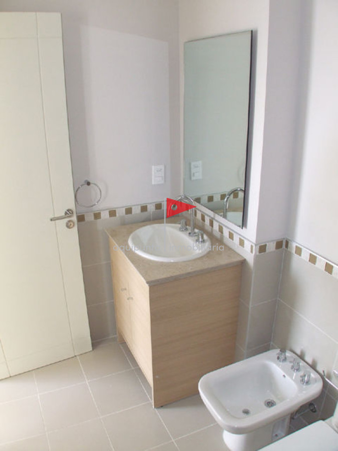 Apartamento ID.38 - Venta apartamento  Punta del Este 2 dormitorios  con Vista al Mar 