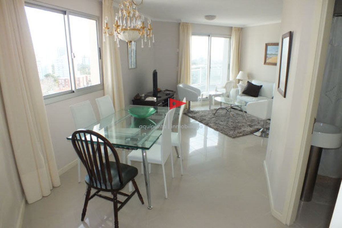 Apartamento ID.38 - Venta apartamento  Punta del Este 2 dormitorios  con Vista al Mar 