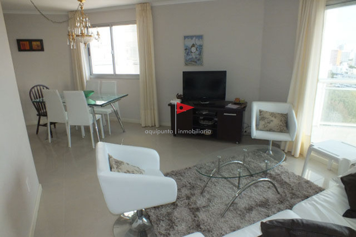 Apartamento ID.38 - Venta apartamento  Punta del Este 2 dormitorios  con Vista al Mar 