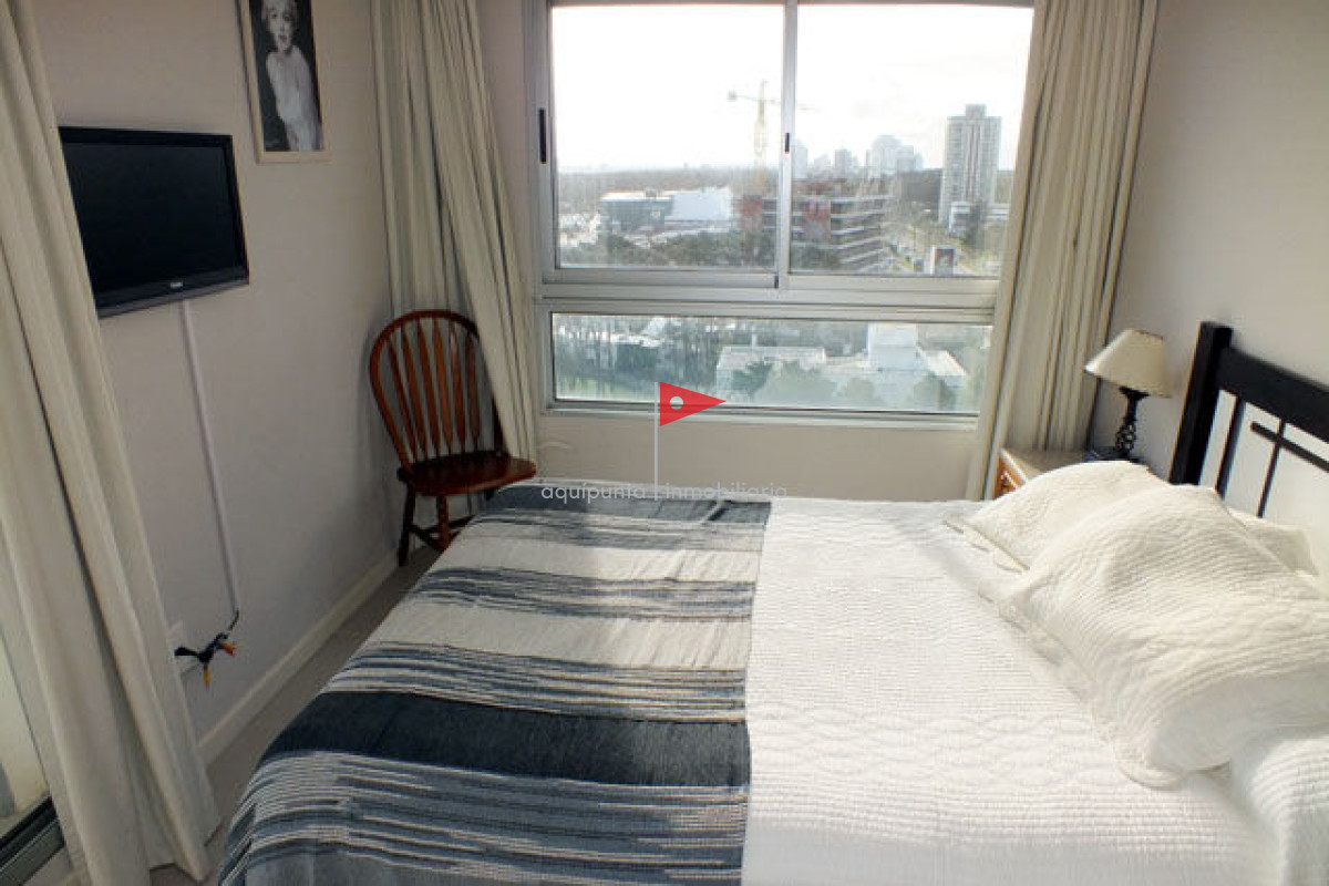 Apartamento ID.38 - Venta apartamento  Punta del Este 2 dormitorios  con Vista al Mar 