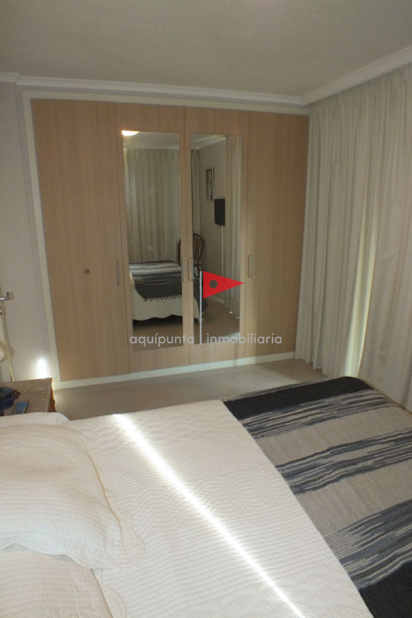 Apartamento ID.38 - Venta apartamento  Punta del Este 2 dormitorios  con Vista al Mar 