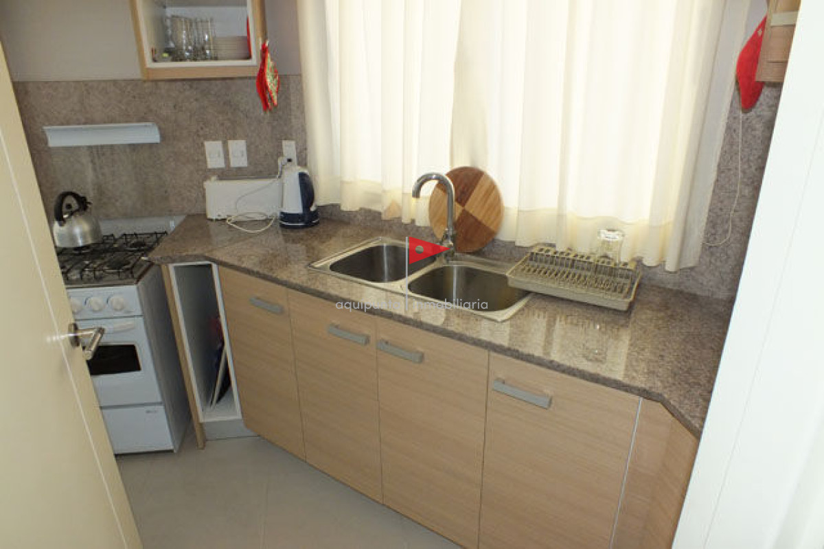 Apartamento ID.38 - Venta apartamento  Punta del Este 2 dormitorios  con Vista al Mar 