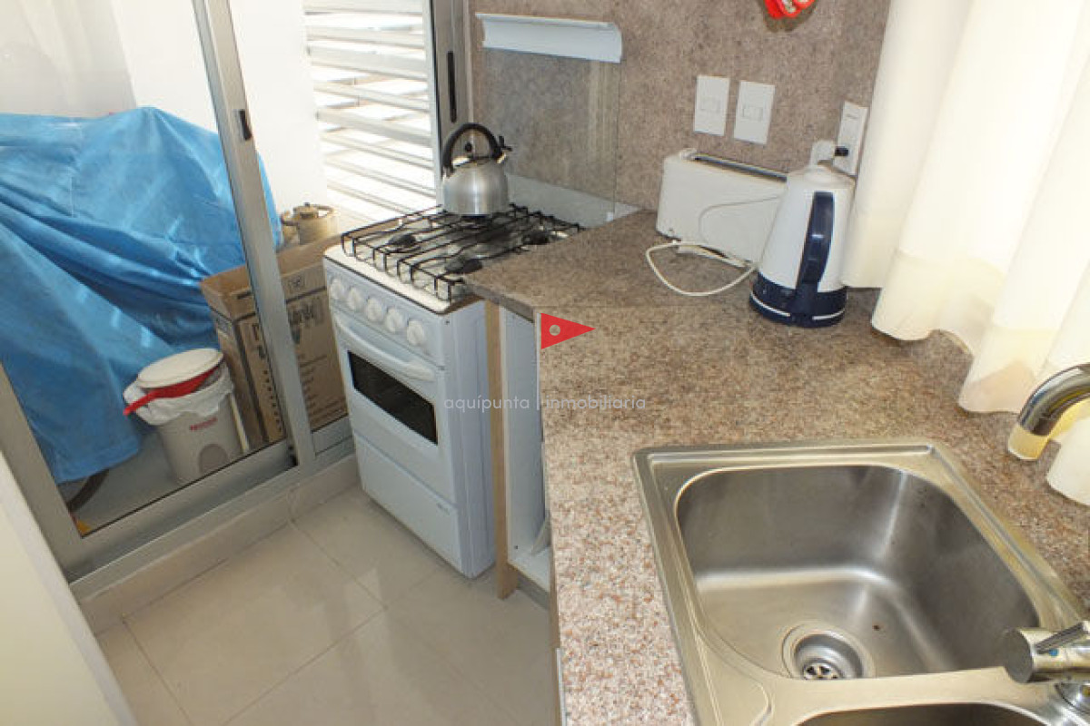 Apartamento ID.38 - Venta apartamento  Punta del Este 2 dormitorios  con Vista al Mar 
