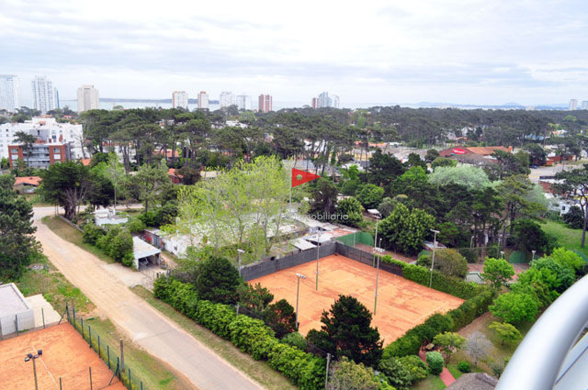 Apartamento ID.38 - Venta apartamento  Punta del Este 2 dormitorios  con Vista al Mar 